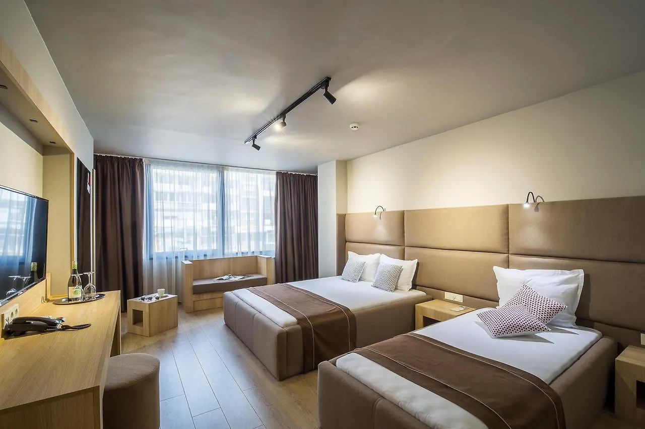 Hotel Blvd 7 Φιλιππούπολη